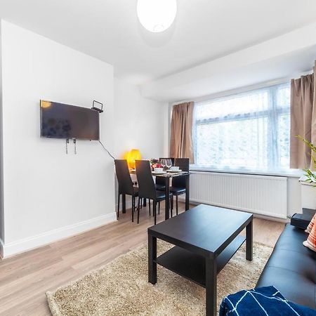 Autonomous 2 Bdr Apartment With Garden And Parking Enfield Εξωτερικό φωτογραφία
